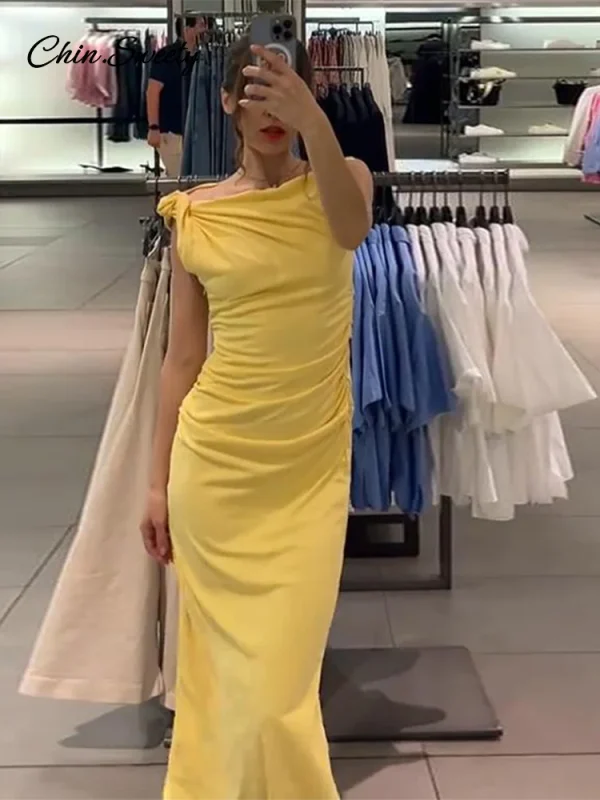 Sexy Yellow Asymmetric Long Dress Women Pleated Slim Sleeveless Zipper Maxi Dresses Female 2025 Summer Party Club Dresses New - Image 3
